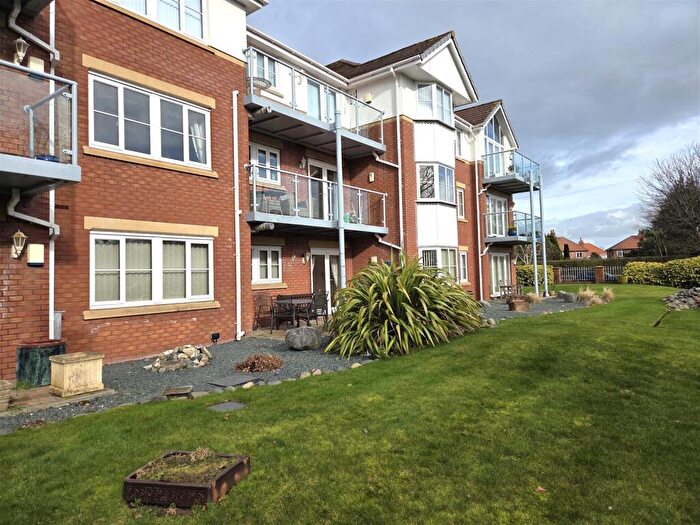 2 Bedroom Apartment For Sale In Gleneagles, Links Gate, Lytham St Annes, FY8
