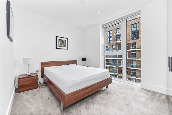 2 Bedroom Flat For Sale In Compton House, Royal Arsenal, Cannon Square, London, SE18