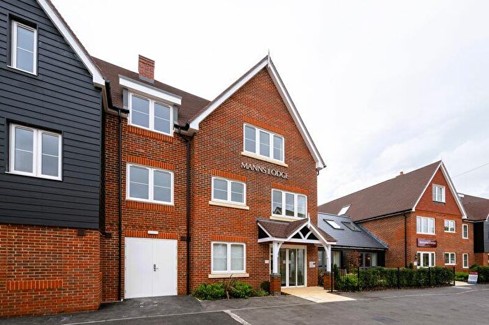 1 Bedroom Flat For Sale In Manns Lodge, Central Cranleigh, GU6