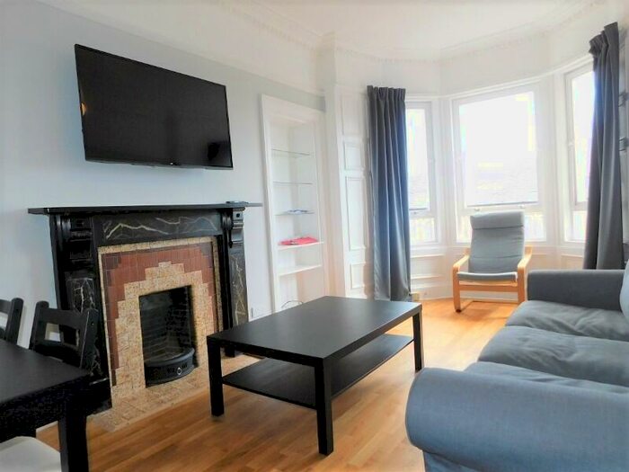 3 Bedroom Flat To Rent In , Morningside Road, Edinburgh, EH10
