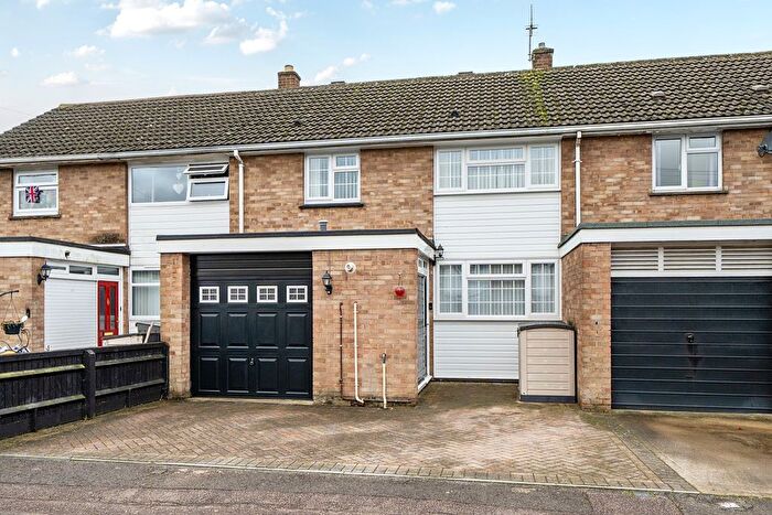 3 Bedroom Terraced House For Sale In Hill View, Carterton, Oxfordshire, OX18