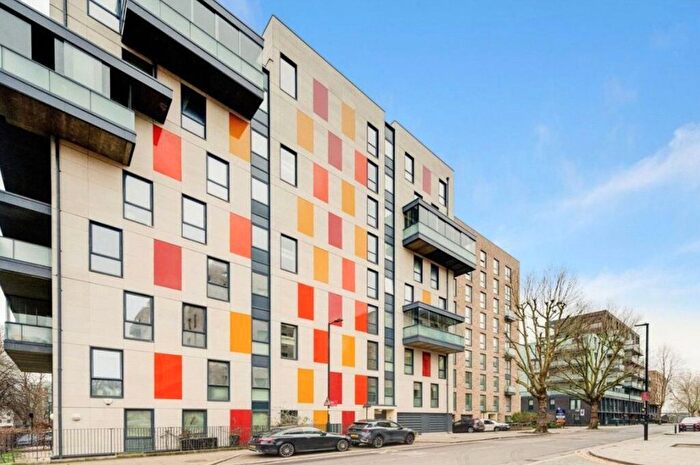 2 Bedroom Flat To Rent In Bollo Bridge Road, London, W3