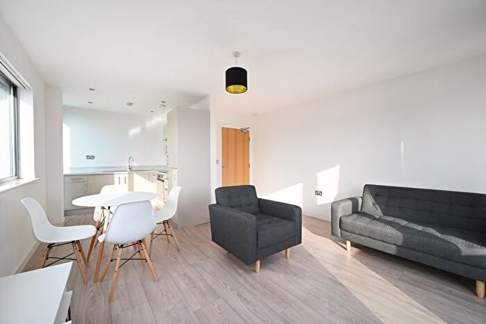 1 Bedroom Flat To Rent In Apt The Gateway, Sheffield, S2