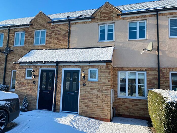 2 Bedroom Terraced House To Rent In Siskin Close, Royston, SG8