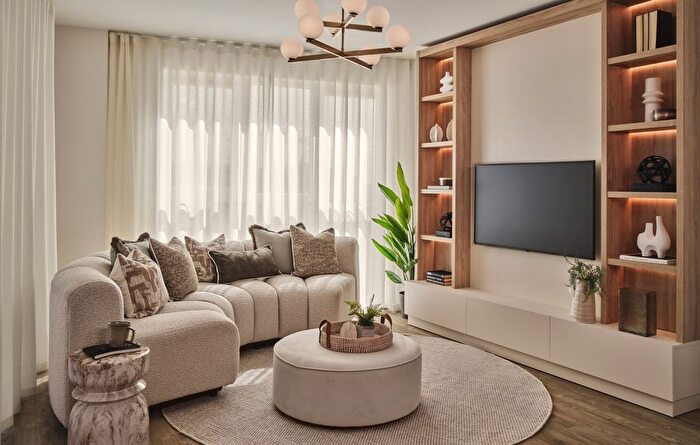 1 Bedroom Flat For Sale In "The Bream" At High Streee, Brentford, TW8