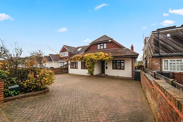 4 Bedroom Detached House For Sale In Lewis Road, Istead Rise, DA13