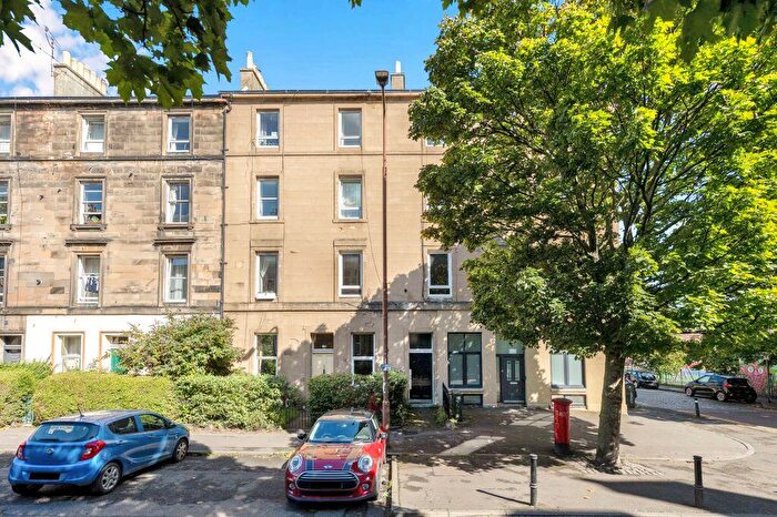 1 Bedroom Flat For Sale In / Montgomery Street, Hillside, Edinburgh, EH7