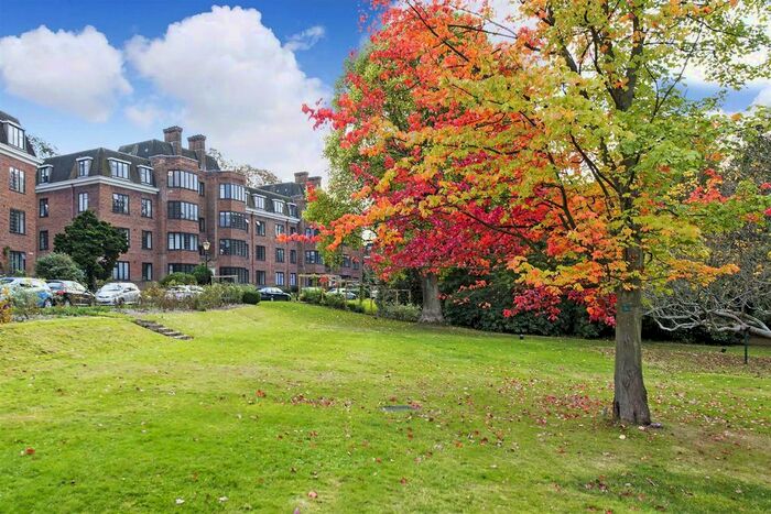 3 Bedroom Flat To Rent In Magdalene House, Manor Fields Putney Hill, Putney, SW15