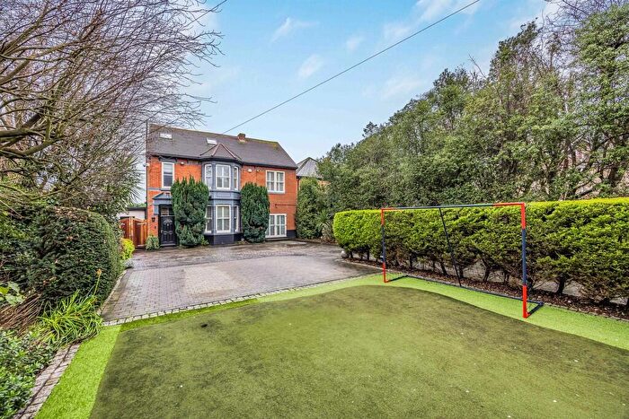 5 Bedroom Detached House For Sale In Drayton, Hampshire, PO6