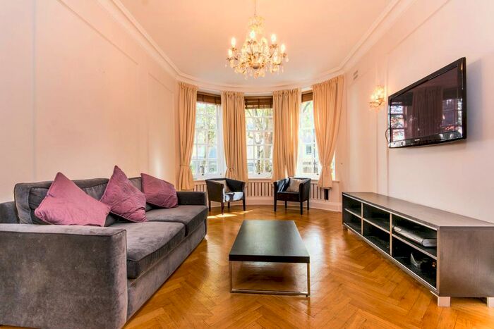 2 Bedroom Flat To Rent In Avenue Road, Swiss Cottage, London, NW8