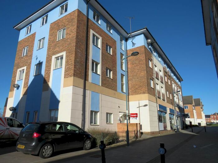 2 Bedroom Flat To Rent In Delft Crescent, Swindon, SN25