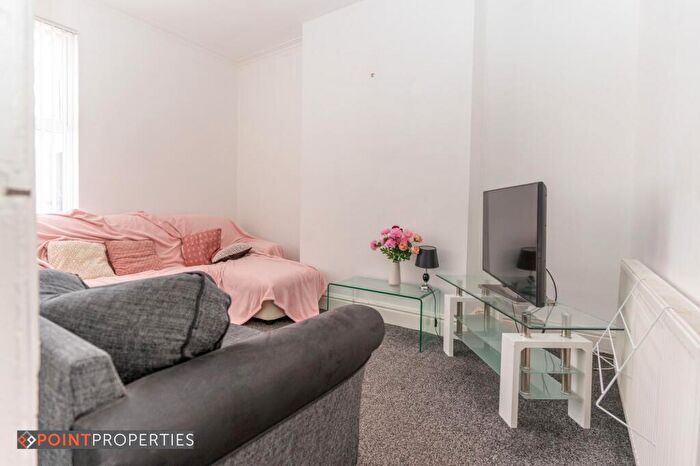4 Bedroom Terraced House To Rent In Bedroom House, Crawford Avenue, Liverpool, L18