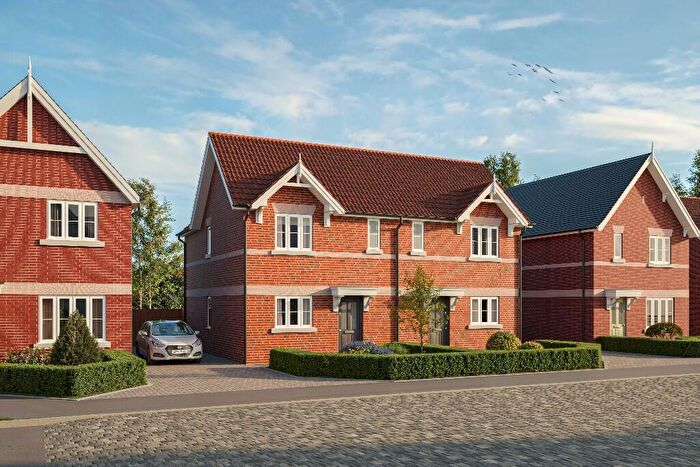 4 Bedroom Semi Detached House For Sale In Colchester, CO4