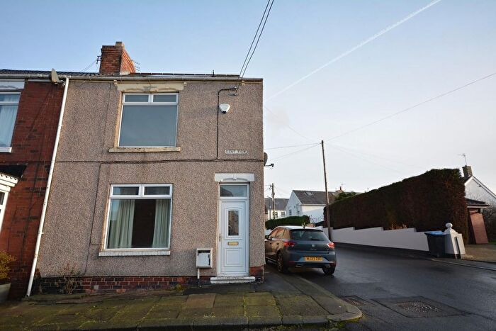 2 Bedroom End Of Terrace House For Sale In West View, Newfield, Bishop Auckland, DL14