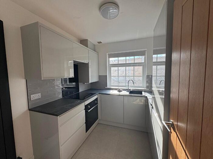 3 Bedroom Semi-Detached Bungalow To Rent In Middleton Boulevard, Nottingham, Nottinghamshire, NG8