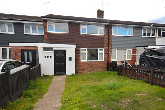 3 Bedroom Terraced House For Sale In Park Drive, Braintree, CM7