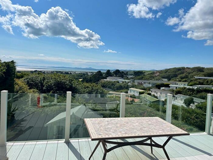 3 Bedroom Property For Sale In Garreg Wen, Borth-Y-Gest, Porthmadog, LL49