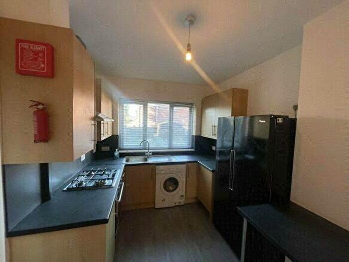 1 Bedroom Terraced House To Rent In Sturry Road, Canterbury, Kent, CT1