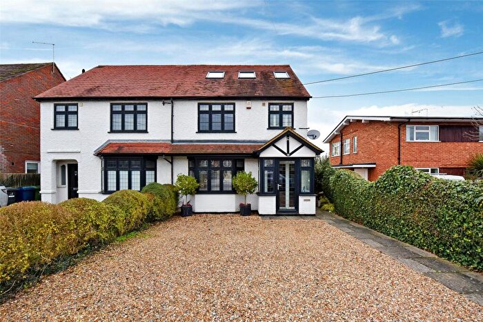 4 Bedroom Semi-Detached House To Rent In Dedmere Road, Marlow, Buckinghamshire, SL7