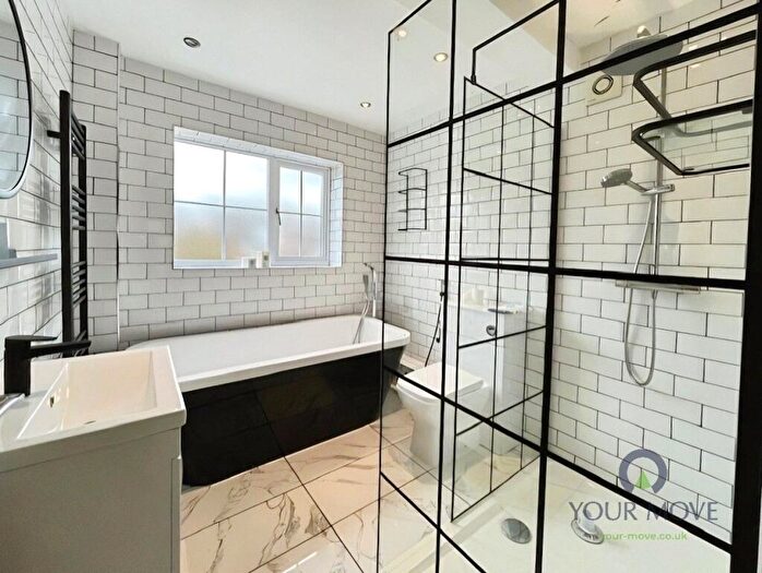 4 Bedroom Detached House To Rent In Birmingham Road, Bromsgrove, Worcestershire, B61