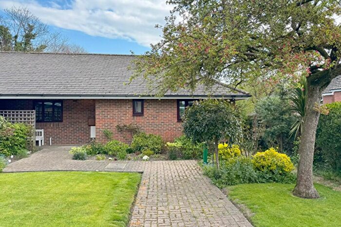 1 Bedroom Retirement Property For Sale In Pyrford Gardens, Belmore Lane, Lymington, Hampshire, SO41