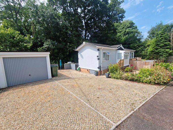 2 Bedroom Park Home For Sale In Heatherfield, Pathfinder Village, Exeter, EX6