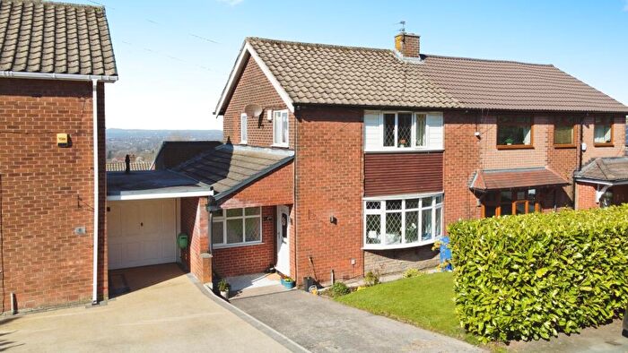 4 Bedroom Semi-Detached House For Sale In Hillcrest, Hyde, Greater Manchester, SK14