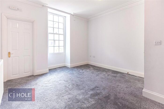 2 Bedroom Apartment To Rent In Hotwell Road, Hotwells, Bristol, BS8