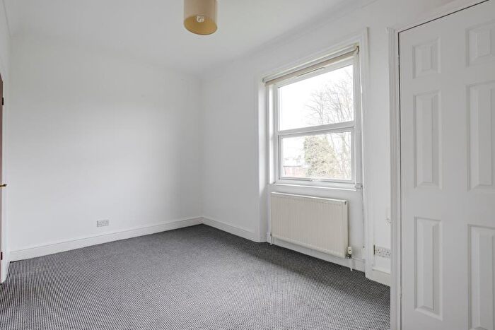 Apartment To Rent In West End Lane, West Hampstead, NW6