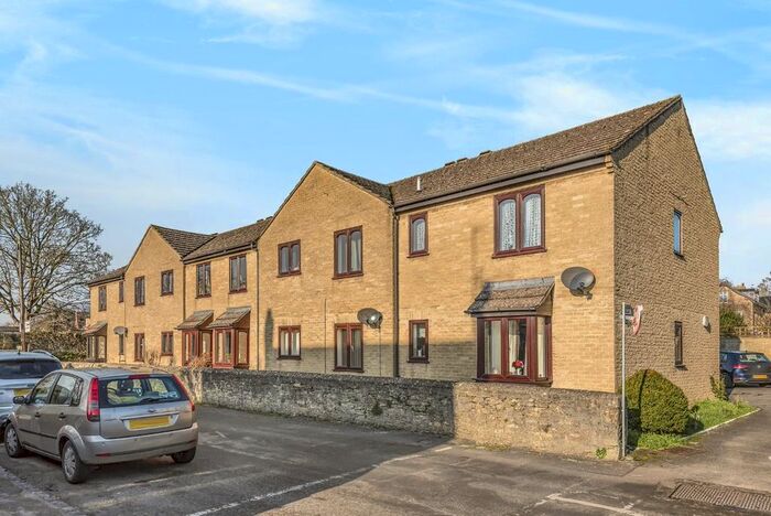 1 Bedroom Flat To Rent In Swan Street, Eynsham, Witney, OX29