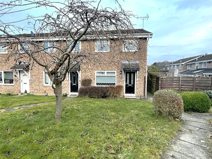 3 Bedroom End Of Terrace House For Sale In Buttermere Drive, Dronfield Woodhouse, Dronfield, Derbyshire, S18