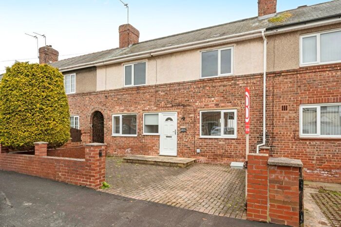 3 Bedroom Terraced House For Sale In New Street, Carcroft, Doncaster, South Yorkshire, DN6