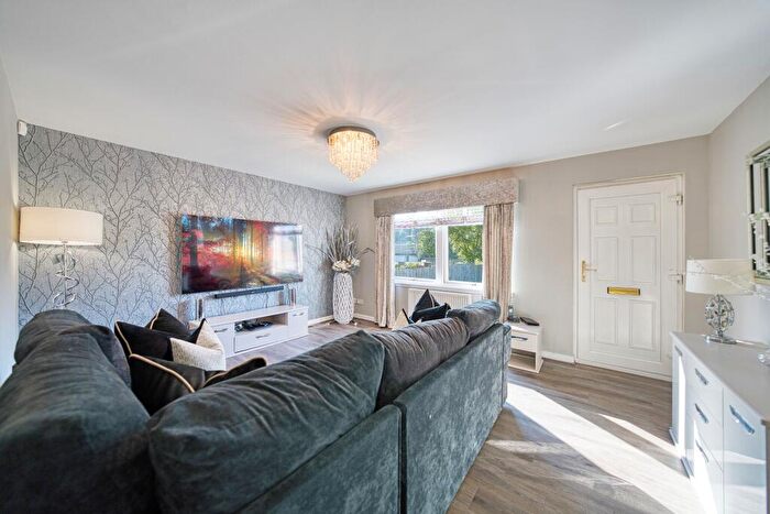 3 Bedroom Terraced House For Sale In Shiskine Drive, Maryhill, Glasgow, G20