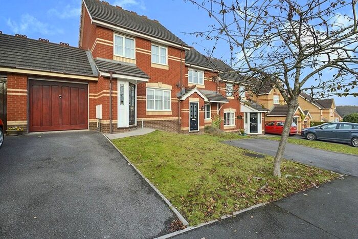 3 Bedroom Property To Rent In The Ramparts, Andover SP10