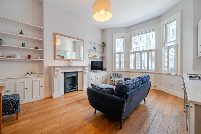 1 Bedroom Flat For Sale In Comeragh Road, West Kensington, London, W14