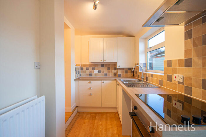 1 Bedroom Flat To Rent In Flat A, Newbridge Crescent, Shelton Lock, Derby, Derbyshire, DE24