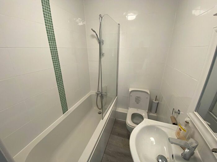 1 Bedroom Flat To Rent In Palmerston Road, Bournemouth, BH1