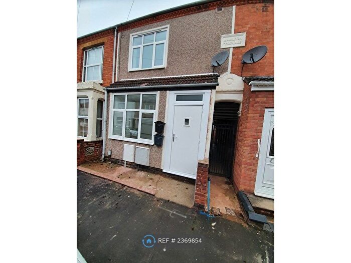 2 Bedroom Flat To Rent In Rowland Street, Rugby, CV21