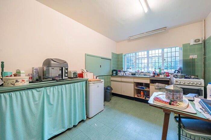 3 Bedroom Detached Bungalow For Sale In Headington, Oxford, OX3