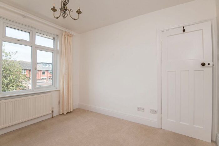 3 Bedroom End Of Terrace House For Sale In Ashford Road, Topsham, Exeter, EX3