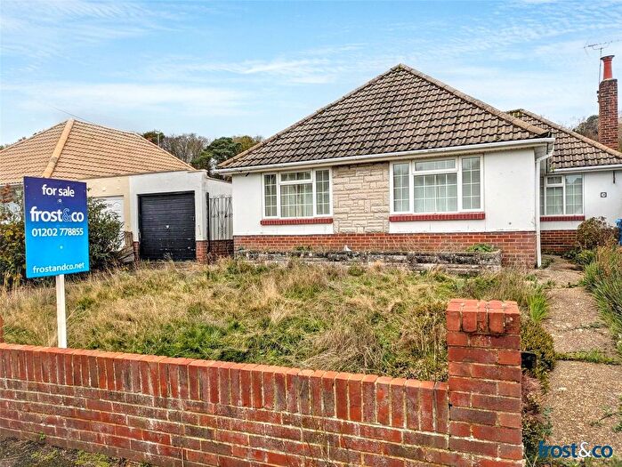 2 Bedroom Bungalow For Sale In Coy Pond Road, Lower Parkstone, Poole, Dorset, BH12