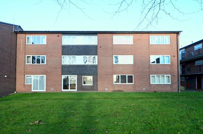 2 Bedroom Flat To Rent In Stoneyfields Court, Sandy Lane, Newcastle Under Lyme, ST5