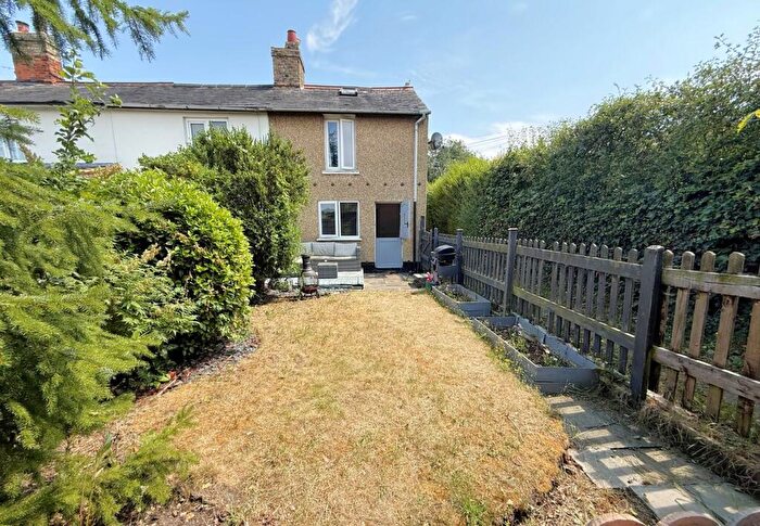 2 Bedroom End Of Terrace House For Sale In Clifton Road, Shefford, SG17