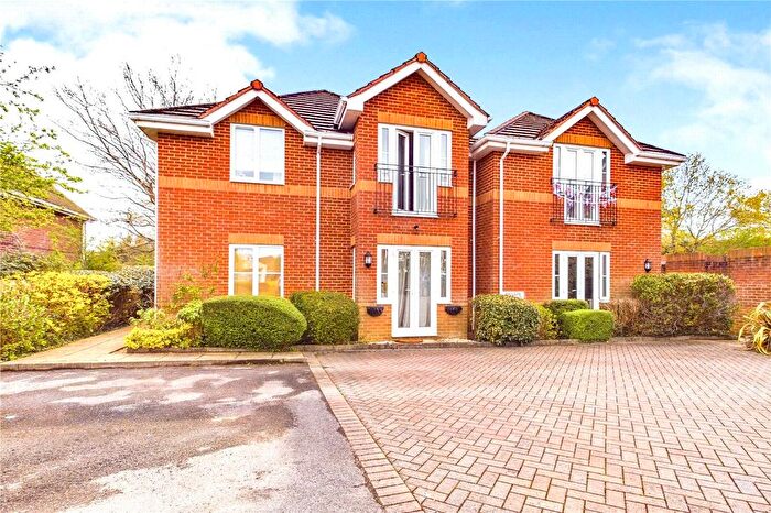 1 Bedroom Flat To Rent In City Road, Tilehurst, Reading, Berkshire, RG31