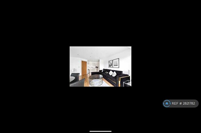 2 Bedroom Flat To Rent In Craig Tower, London, E3