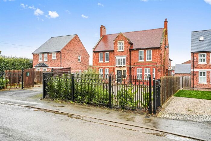 7 Bedroom Detached House For Sale In Grange Road, Geddington, NN14