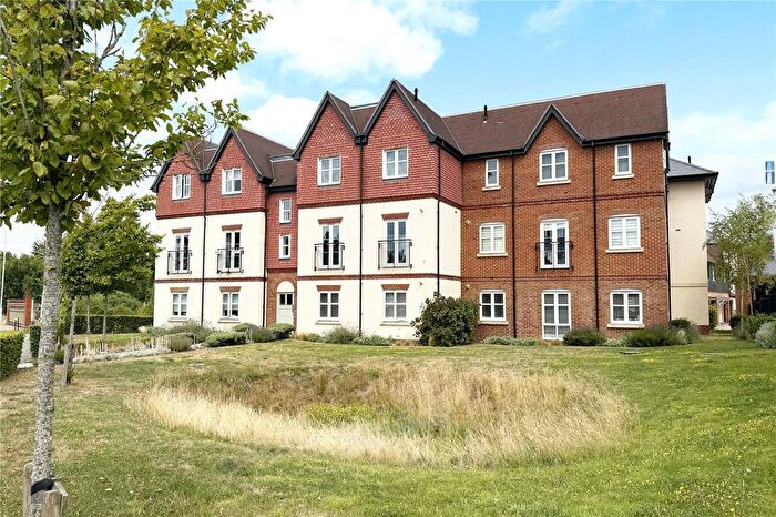 2 Bedroom Flat For Sale In Ferard Corner, Warfield, Bracknell, RG42