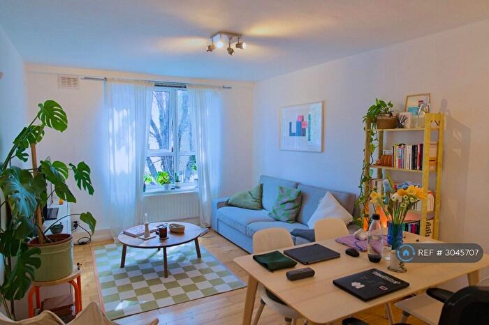 1 Bedroom Flat To Rent In Haslam Close, London, N1