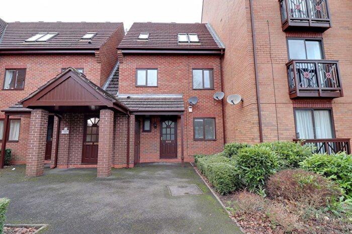 1 Bedroom Property To Rent In Peter James Court, Stafford, ST16