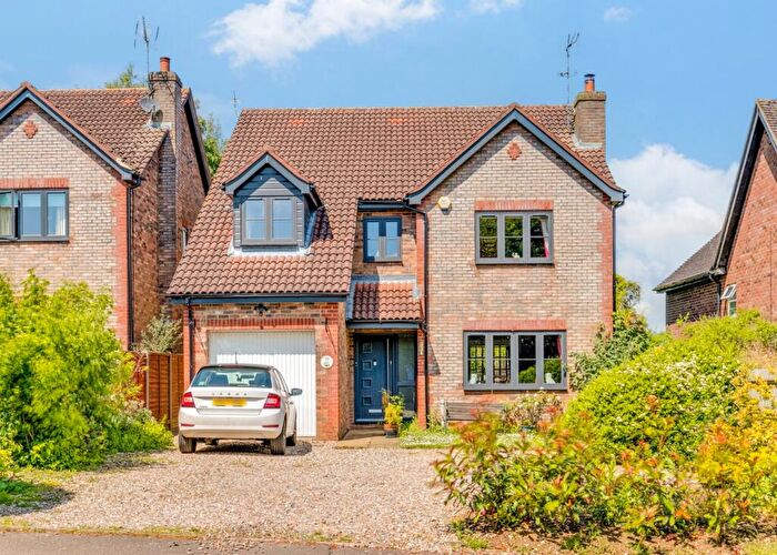 6 Bedroom Detached House For Sale In Wadnall Way, Knebworth, Hertfordshire, SG3